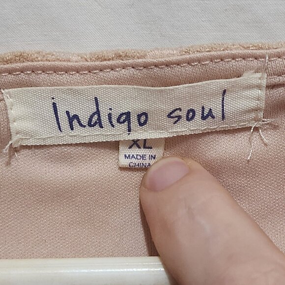 Indigo Soul Beige Raised Texture 3/4 Sleeve Sharkbite Lined Top XL - Picture 4 of 5